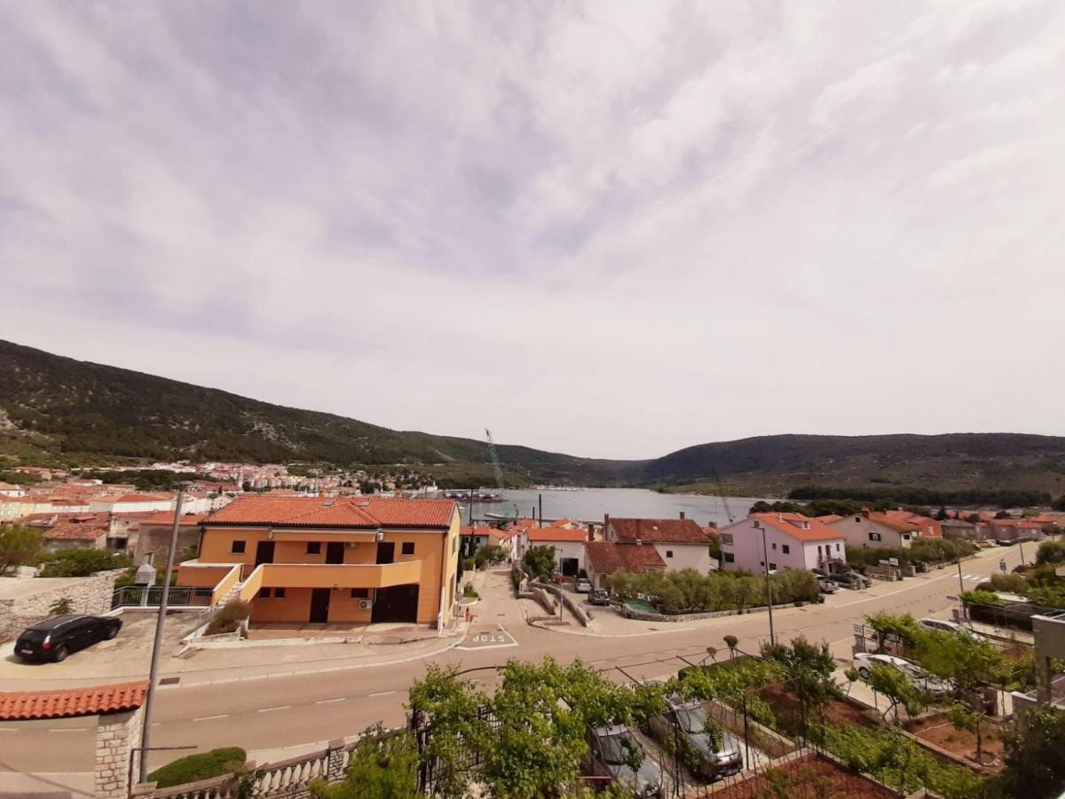 Apartments Izabela Muzic-Fornaric Cres Exterior photo